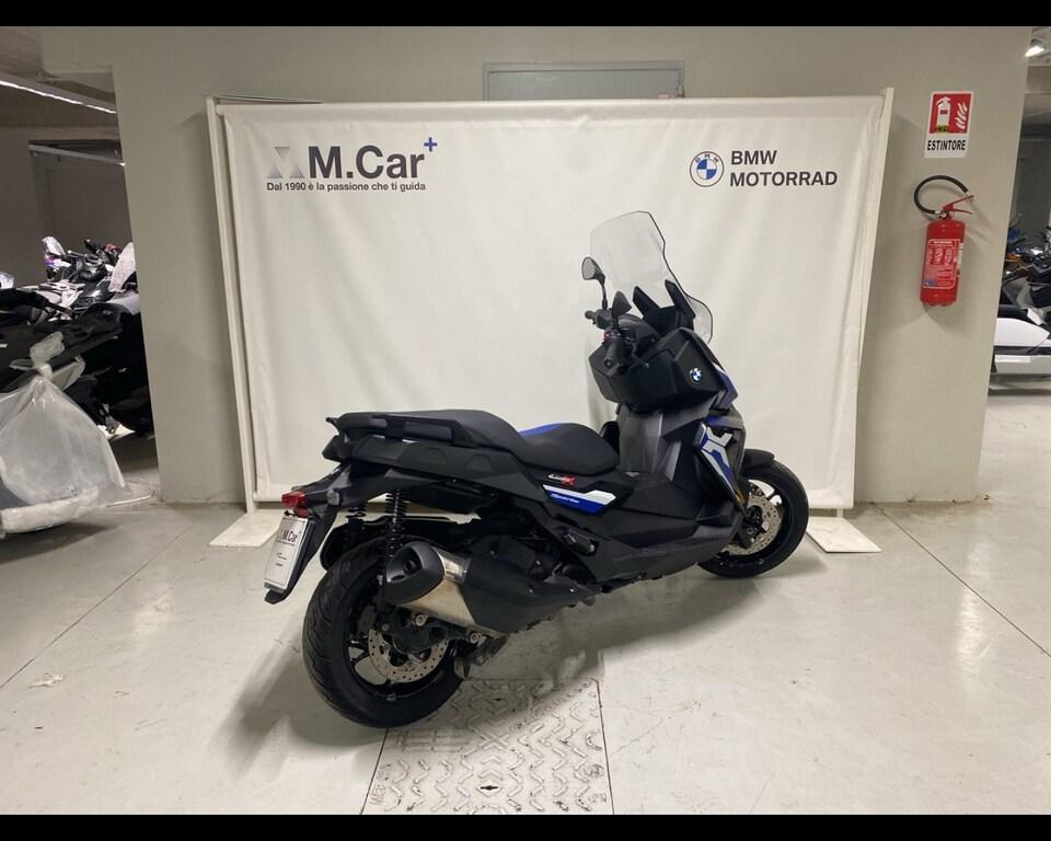 C 400 X