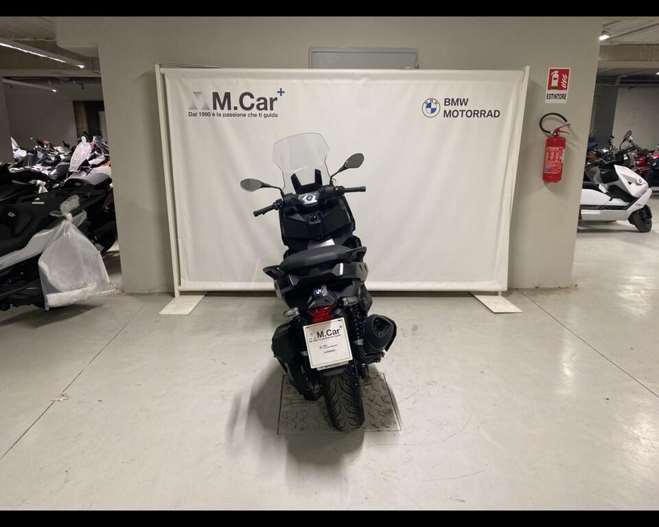 C 400 X