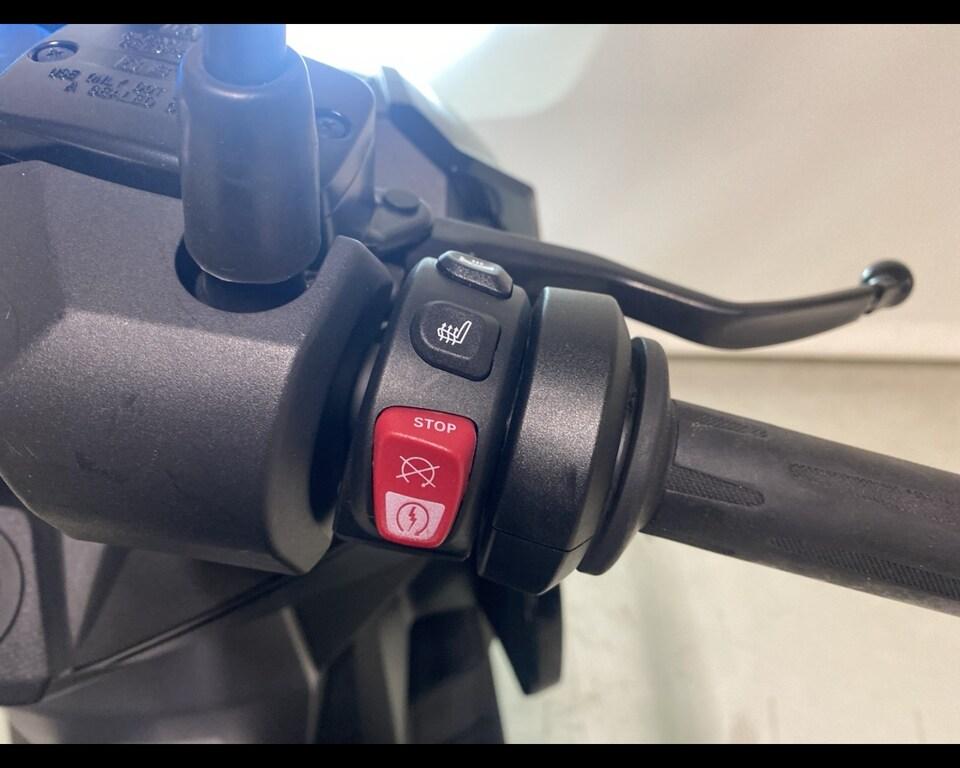 C 400 X