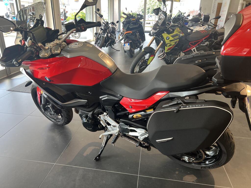 F 900 XR