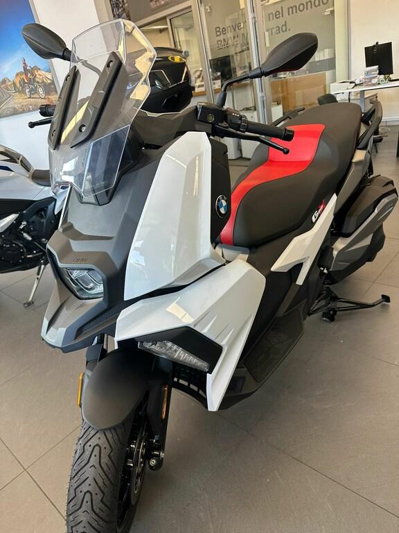 C 400 X