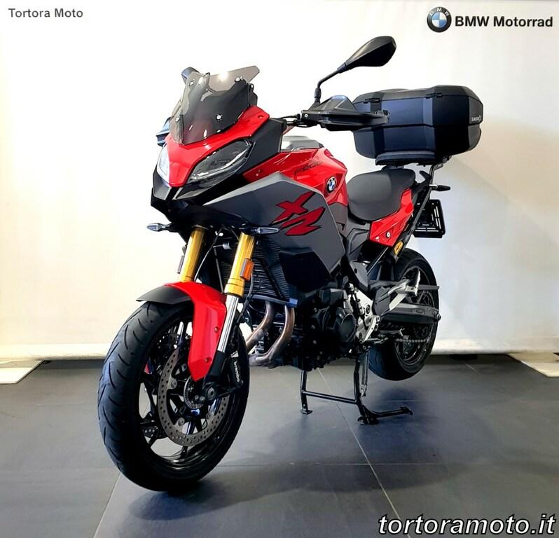 F 900 XR