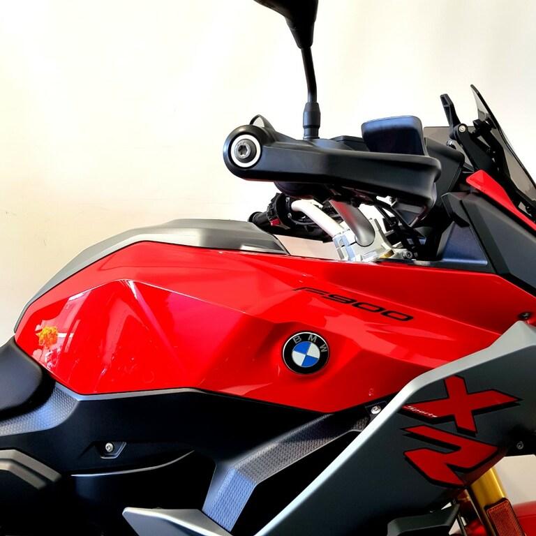 F 900 XR