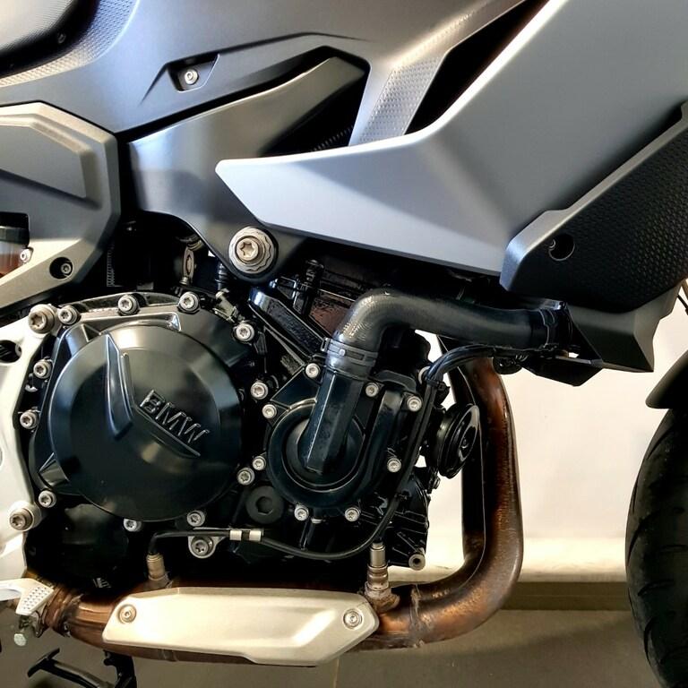 F 900 XR