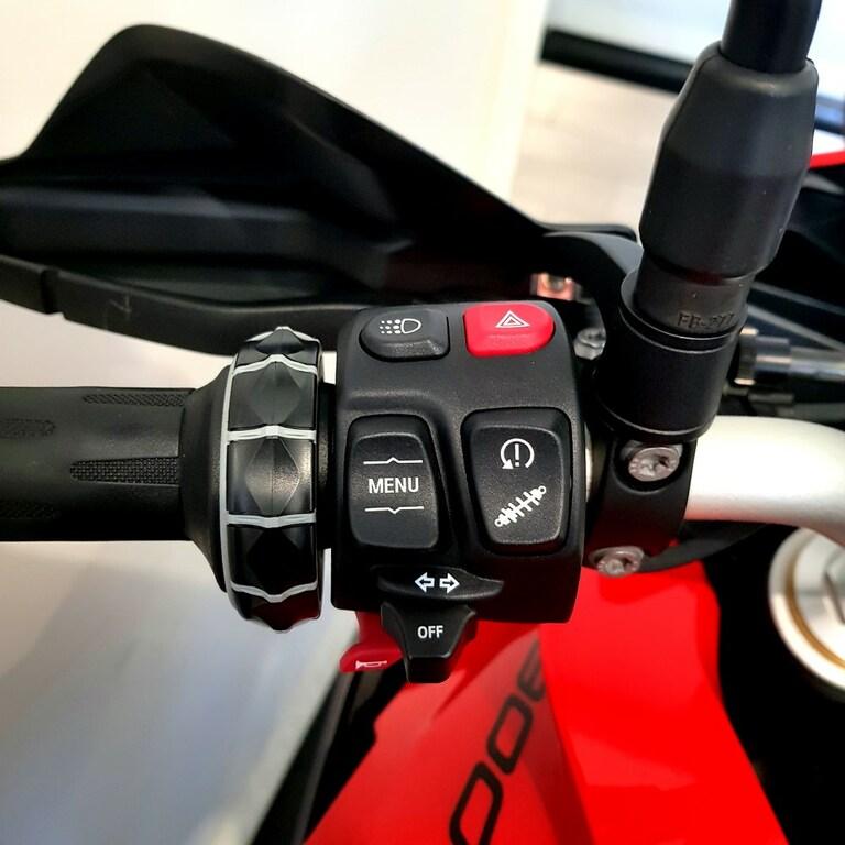 F 900 XR