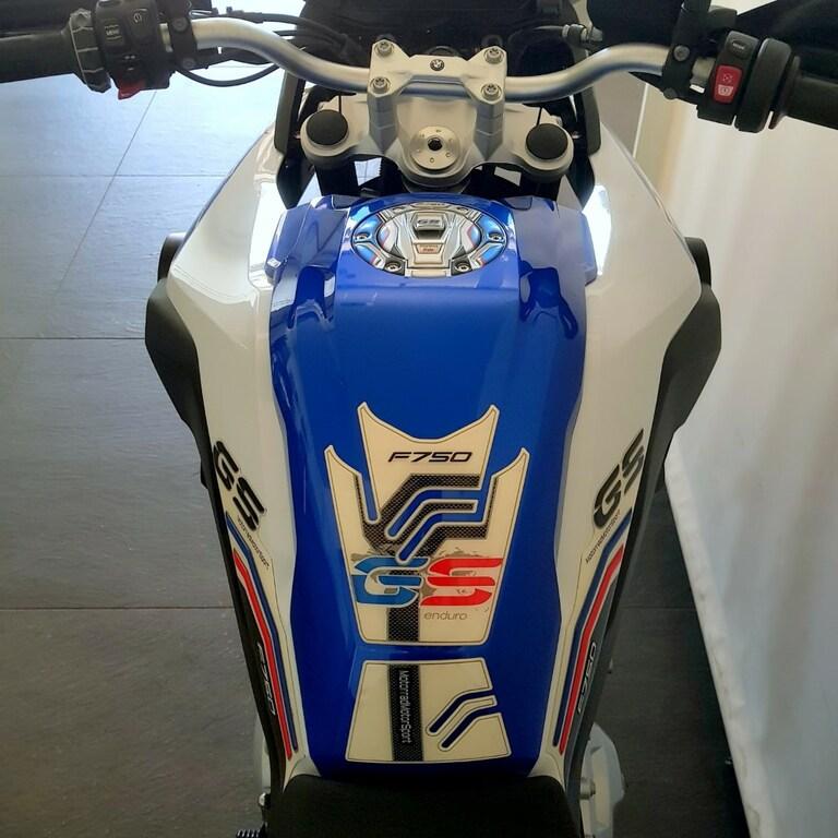 F 750 GS