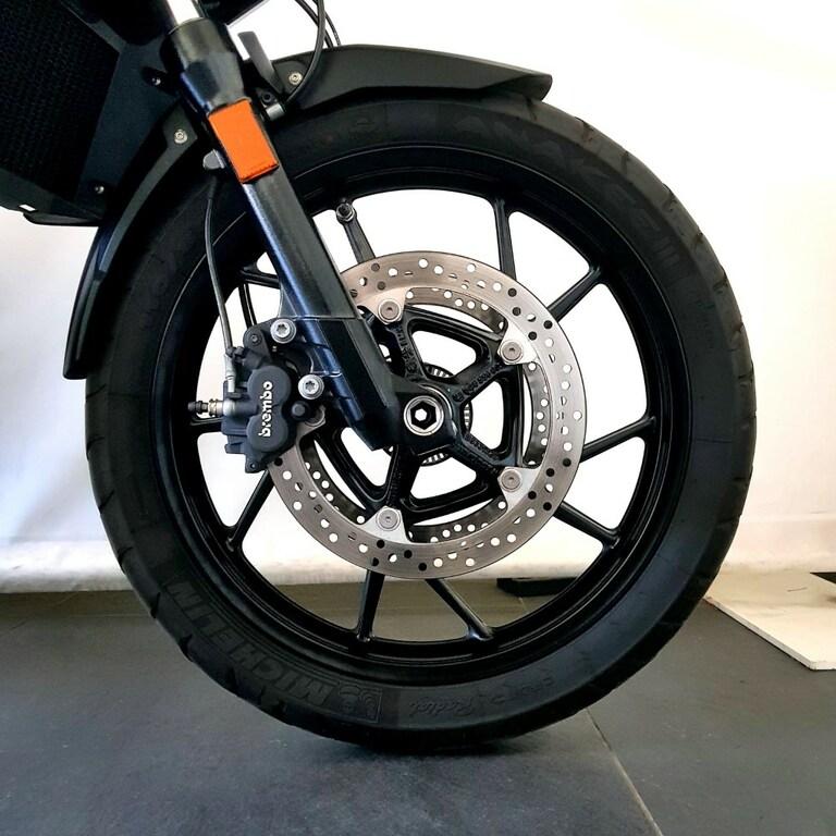 F 750 GS