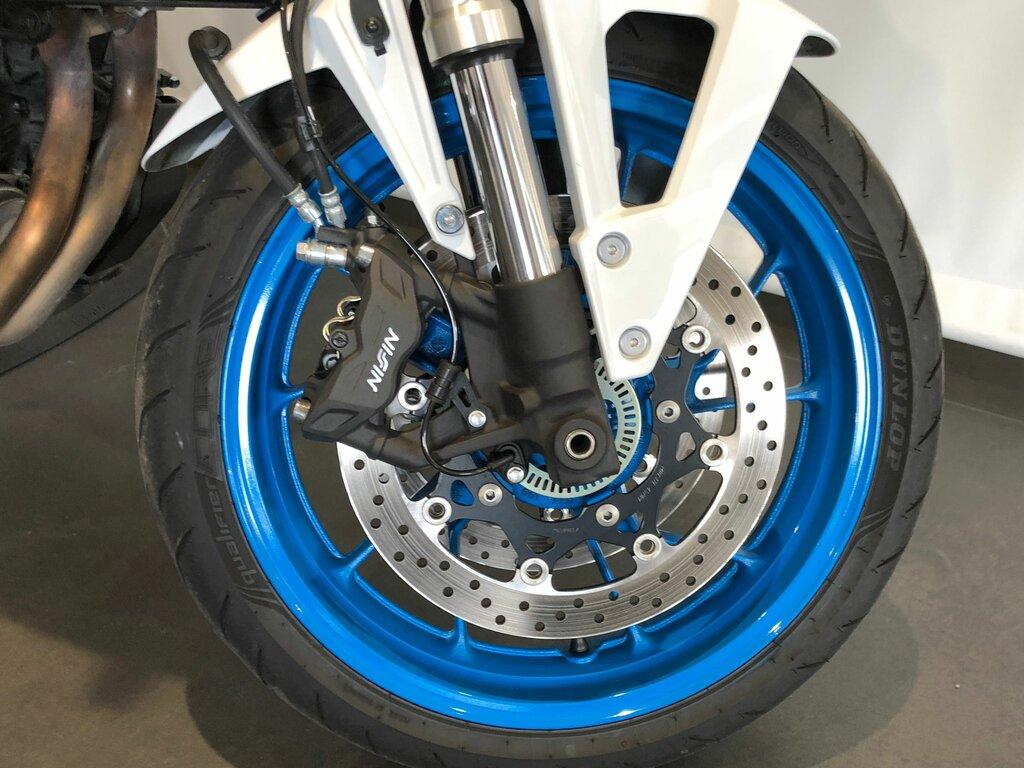 GSX-8S