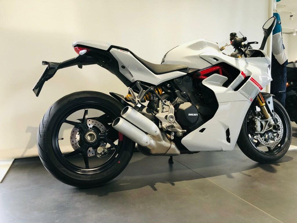950 SUPER SPORT