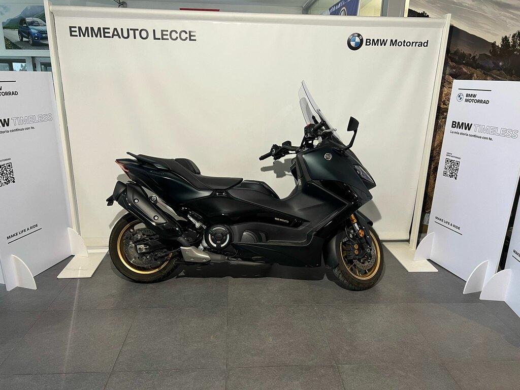 T-MAX 560