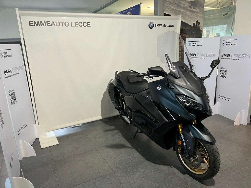 T-MAX 560
