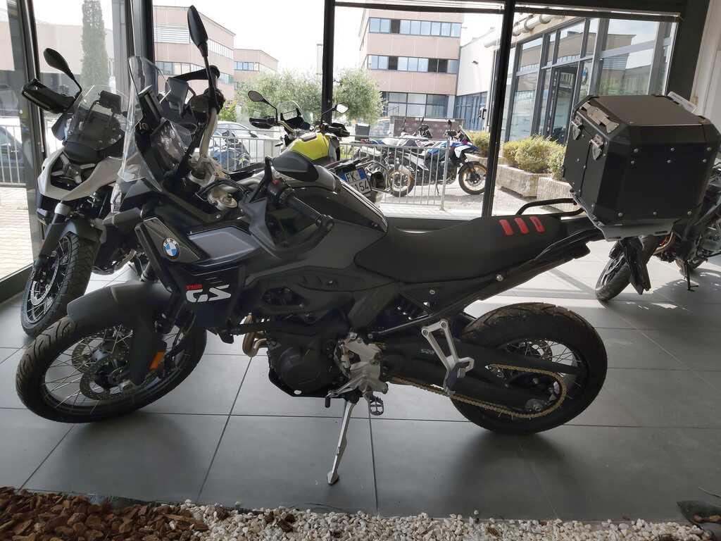 F 900 GS