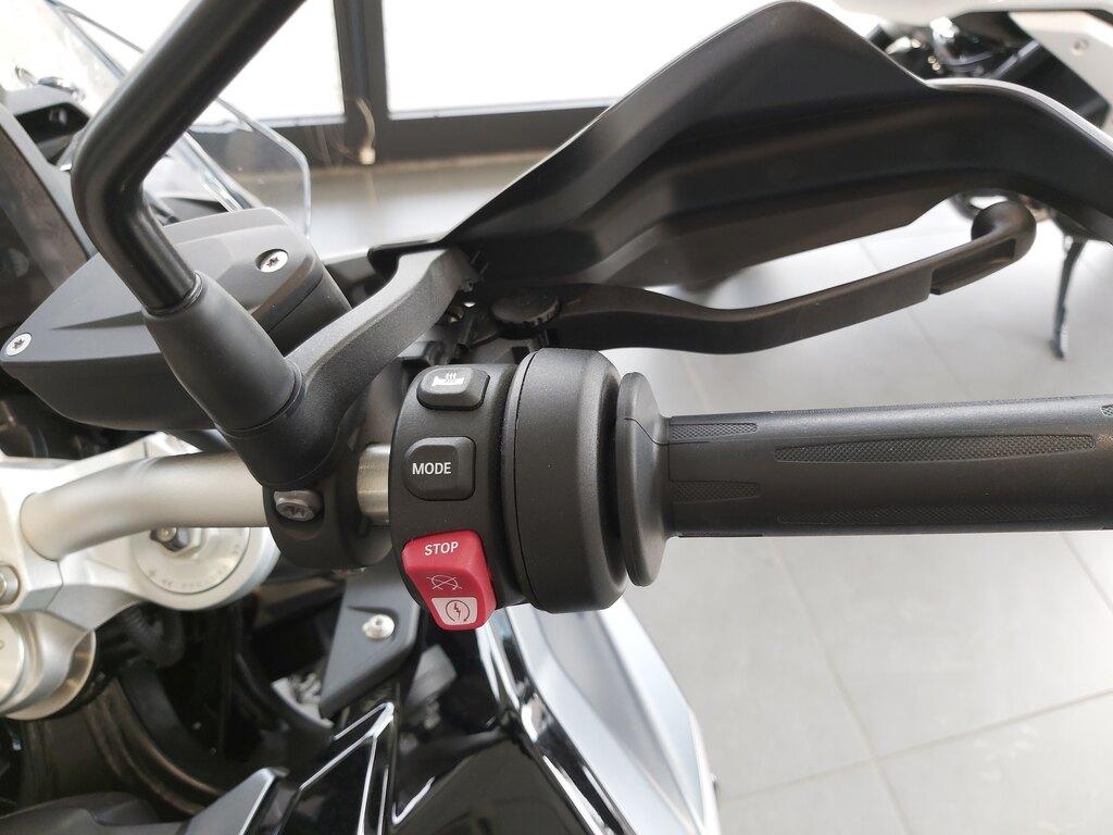 F 900 GS