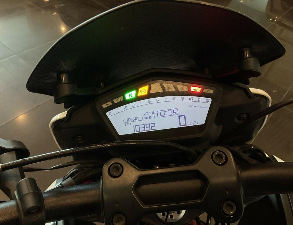 K 1600 B