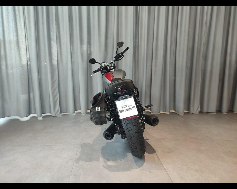 V9 850