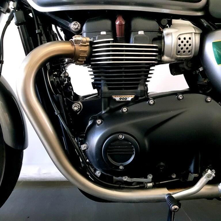 BONNEVILLE 900 T100