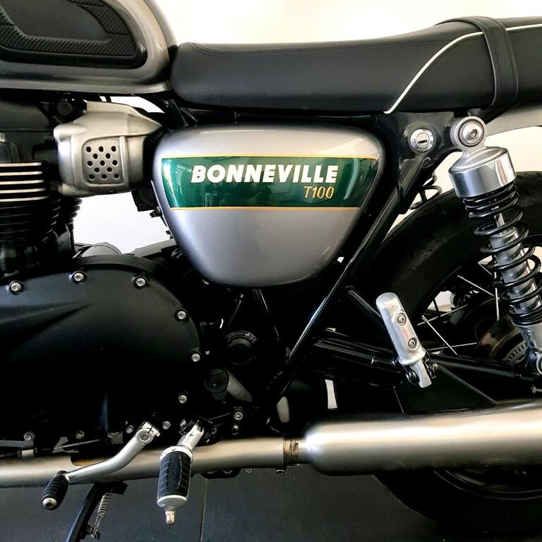BONNEVILLE 900 T100