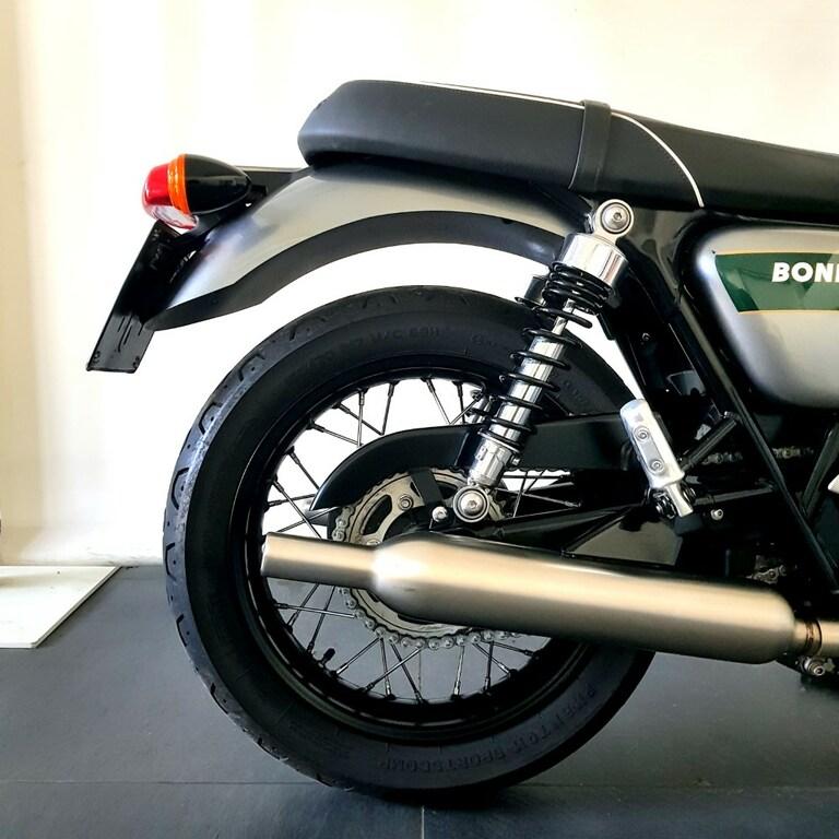 BONNEVILLE 900 T100