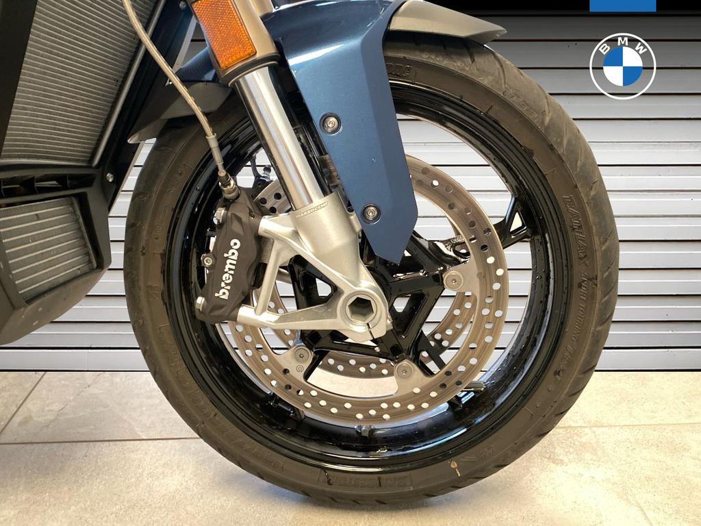 S 1000 XR