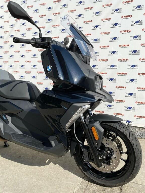C 400 X