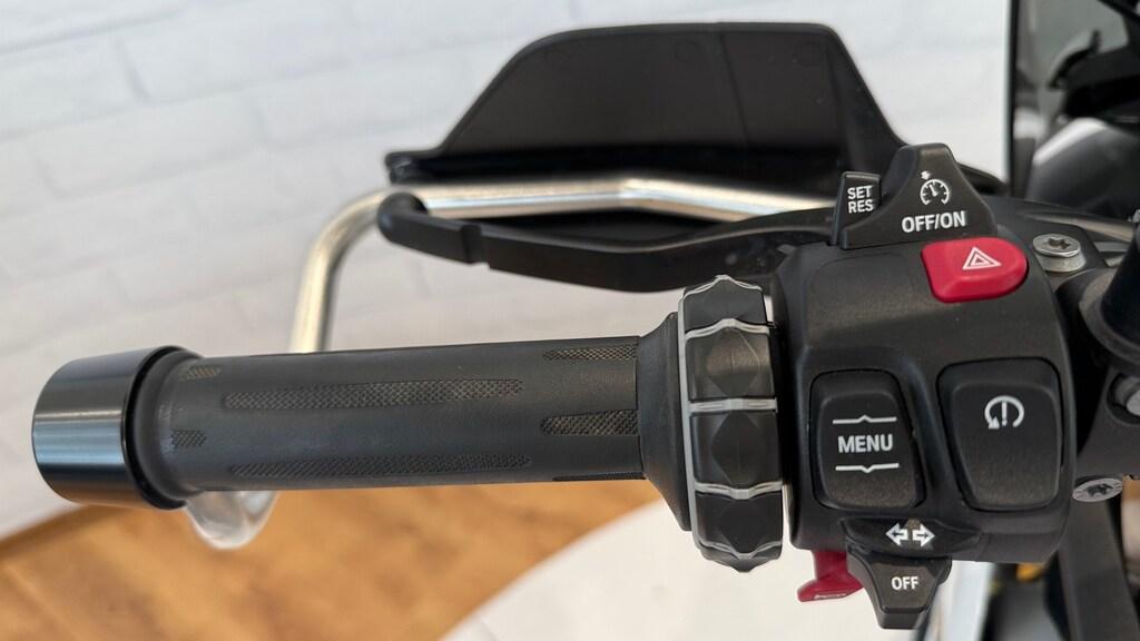 F 900 GS