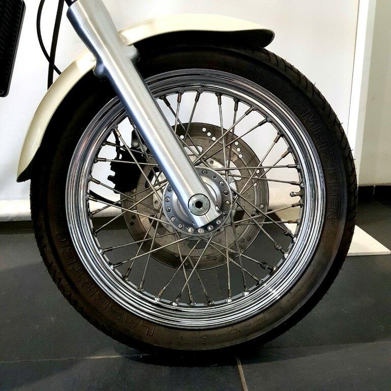 THUNDERBIRD 900