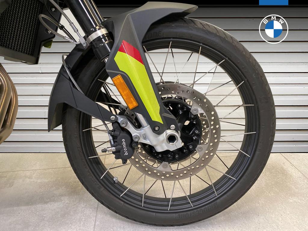 F 900 GS