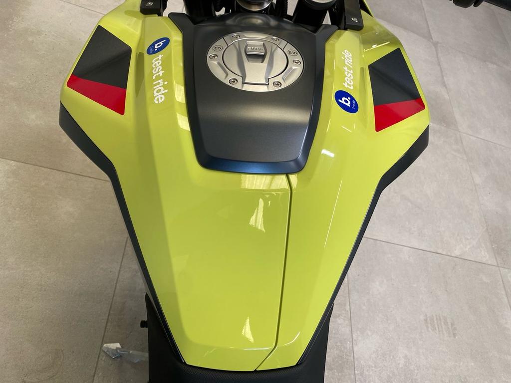 F 900 GS