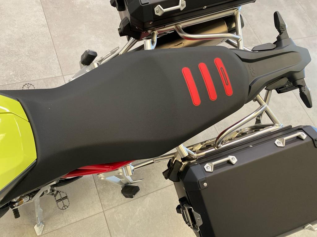 F 900 GS