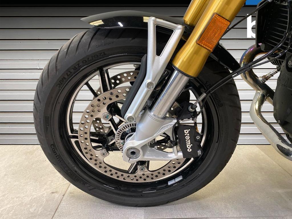 R 12 NINET