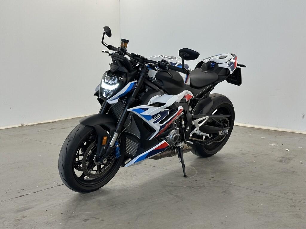 M 1000 R