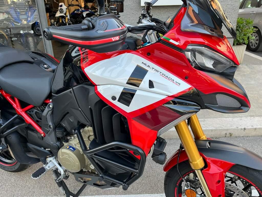 MULTISTRADA V4