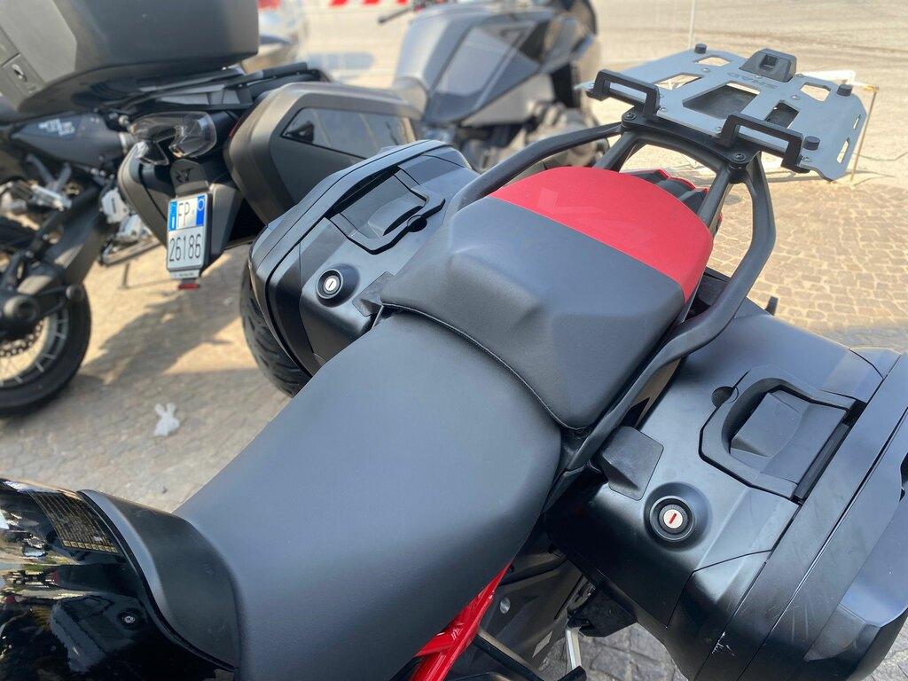 MULTISTRADA V4