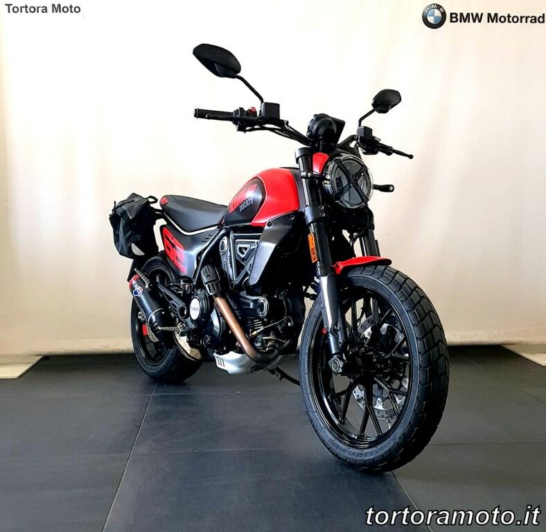 SCRAMBLER 800