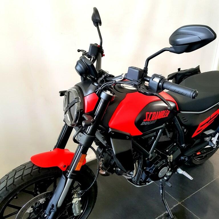 SCRAMBLER 800