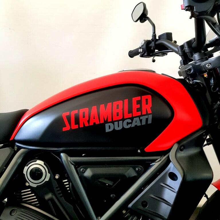 SCRAMBLER 800