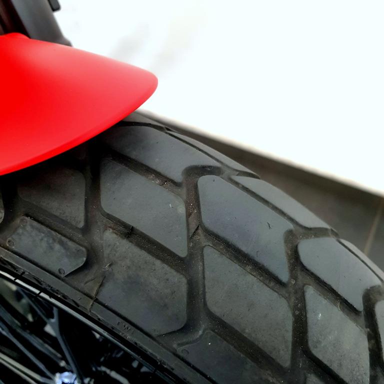 SCRAMBLER 800