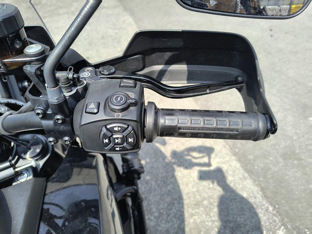 PAN AMERICA 1250