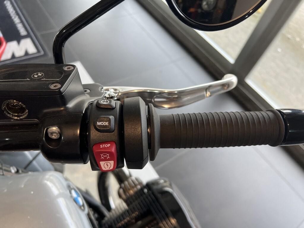 R 18