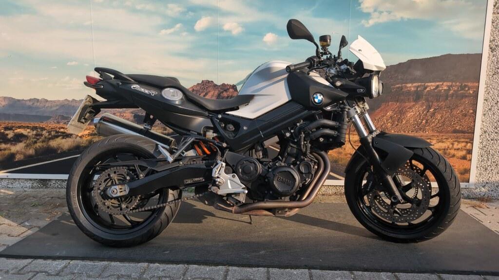 F 800 R