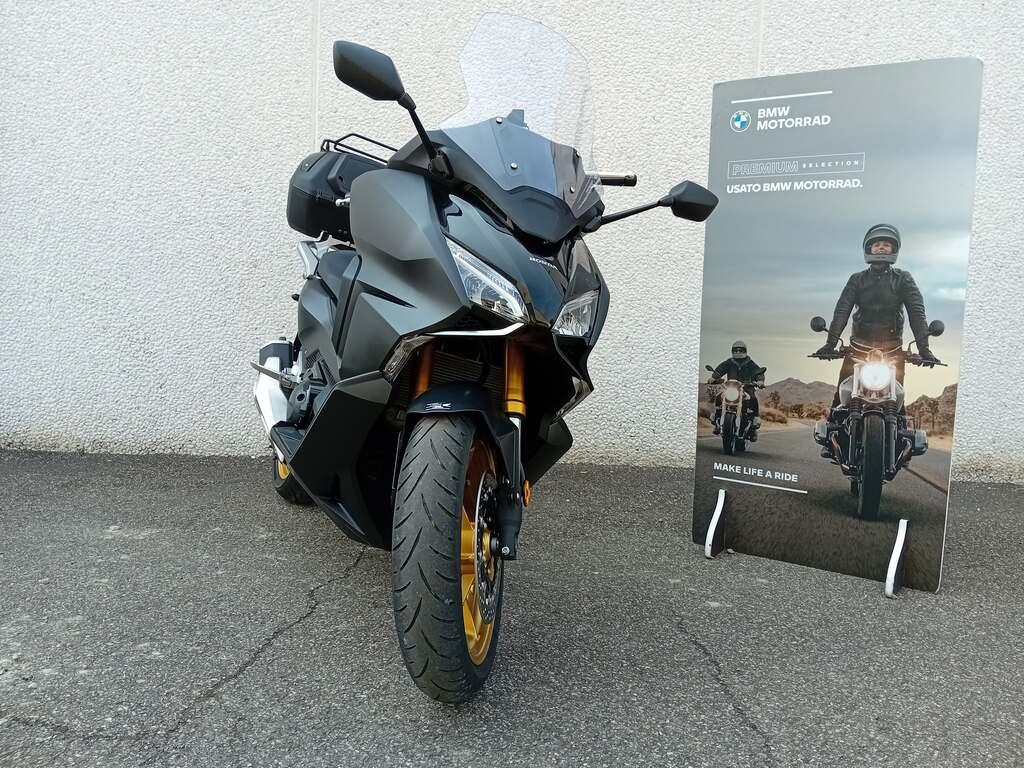 FORZA 750