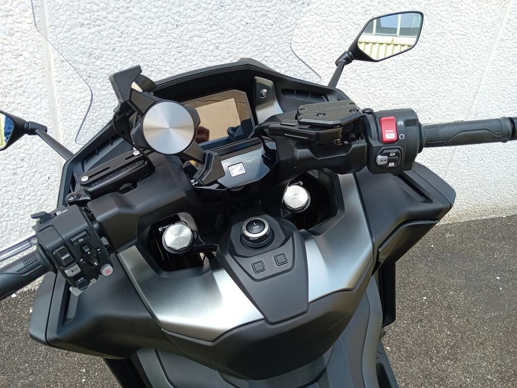 FORZA 750