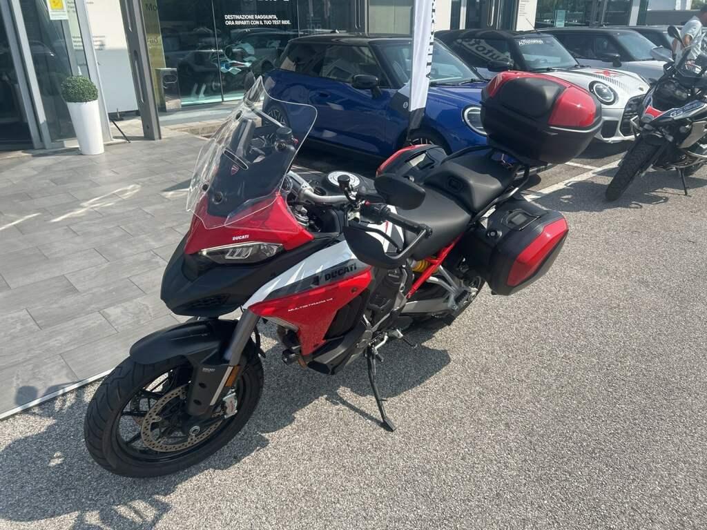 MULTISTRADA V4