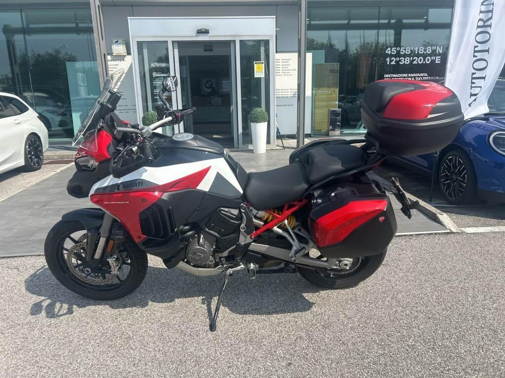 MULTISTRADA V4