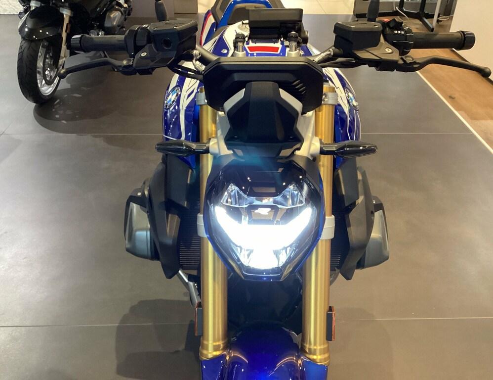 R 1250 R