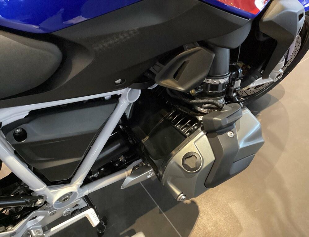 R 1250 R