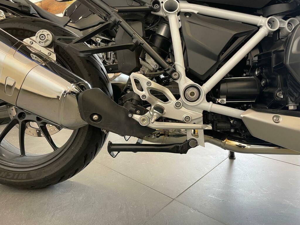 R 1250 R