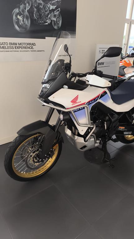 TRANSALP 750