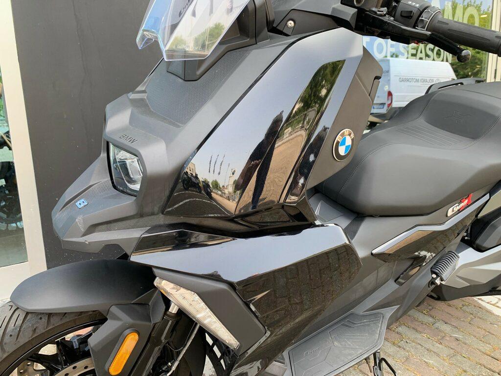 C 400 X