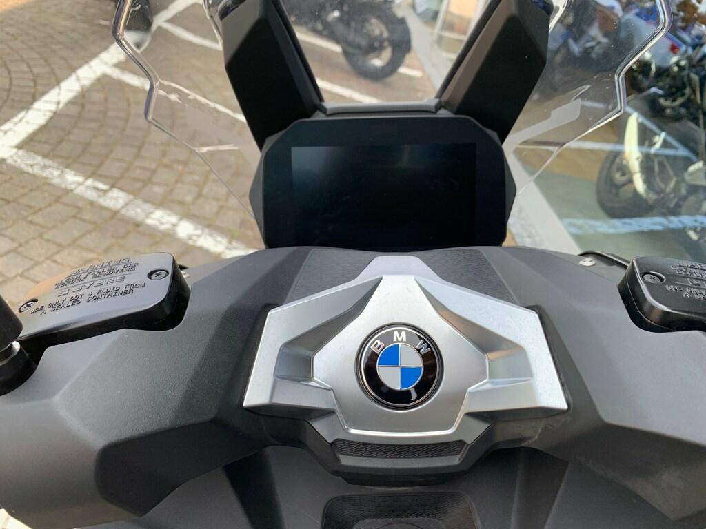 C 400 X